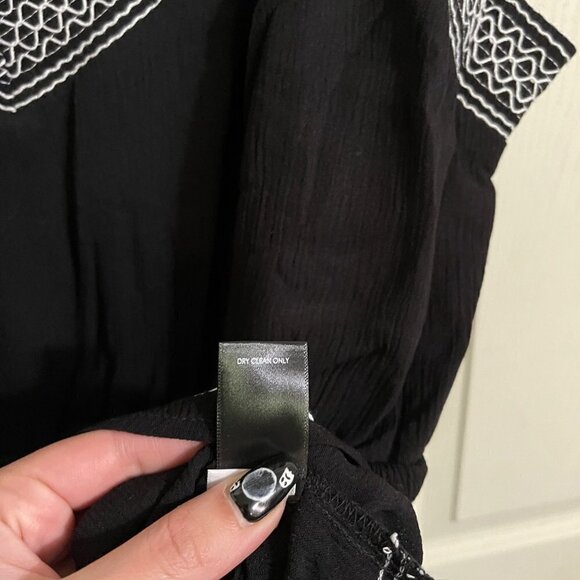 Torrid Womens NWT Black White Babydoll Crinkle Gauze Embroidered Tiered Top 3X - Picture 8 of 11